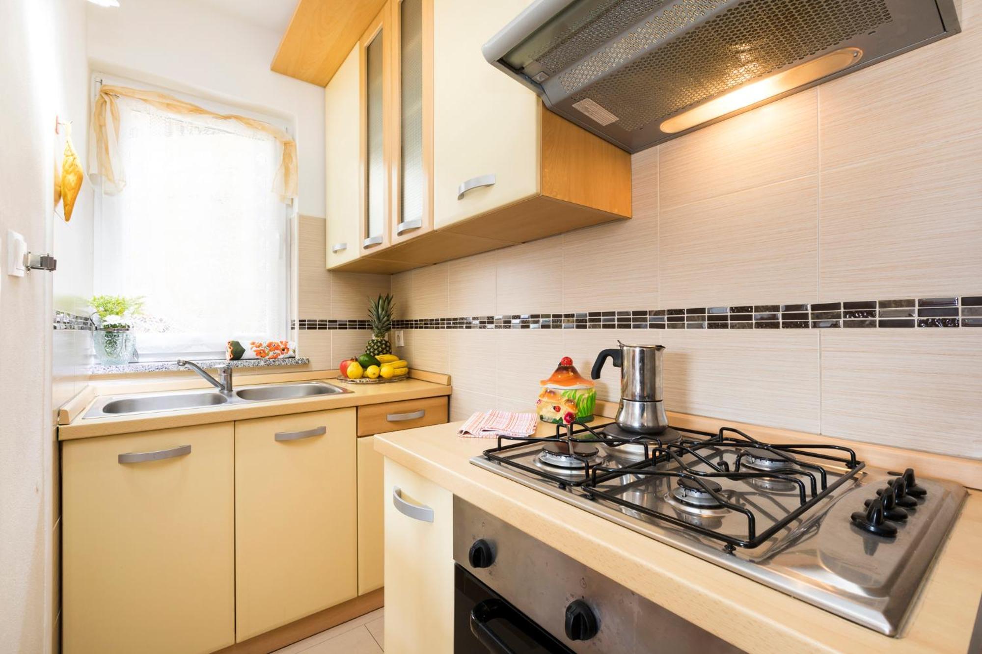 Apartmani I Soba Roberto I Mirjana 발룬 외부 사진