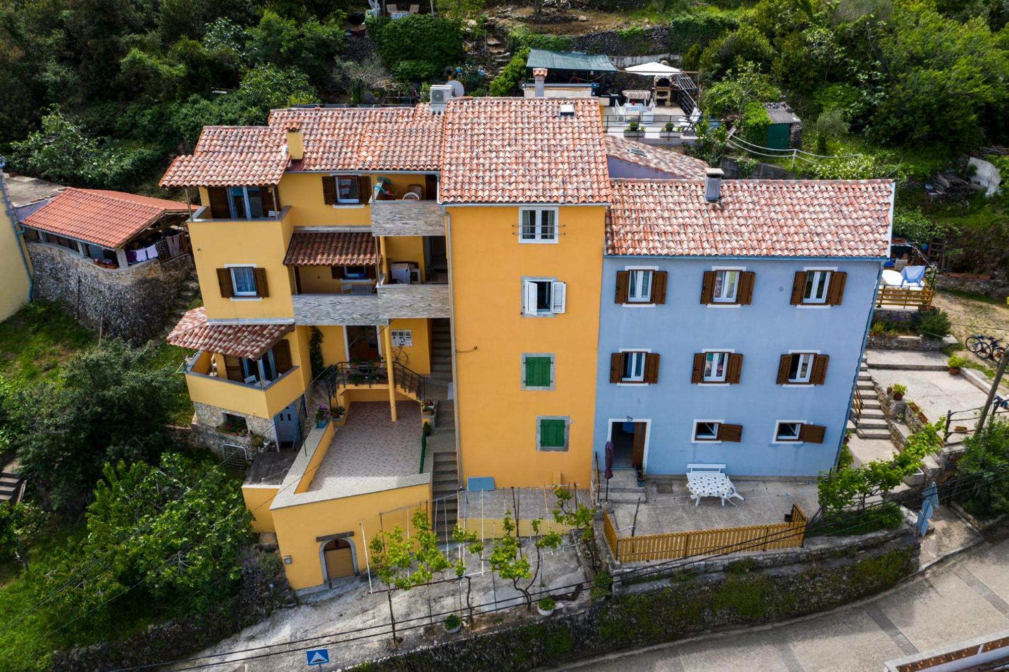 Apartmani I Soba Roberto I Mirjana 발룬 외부 사진