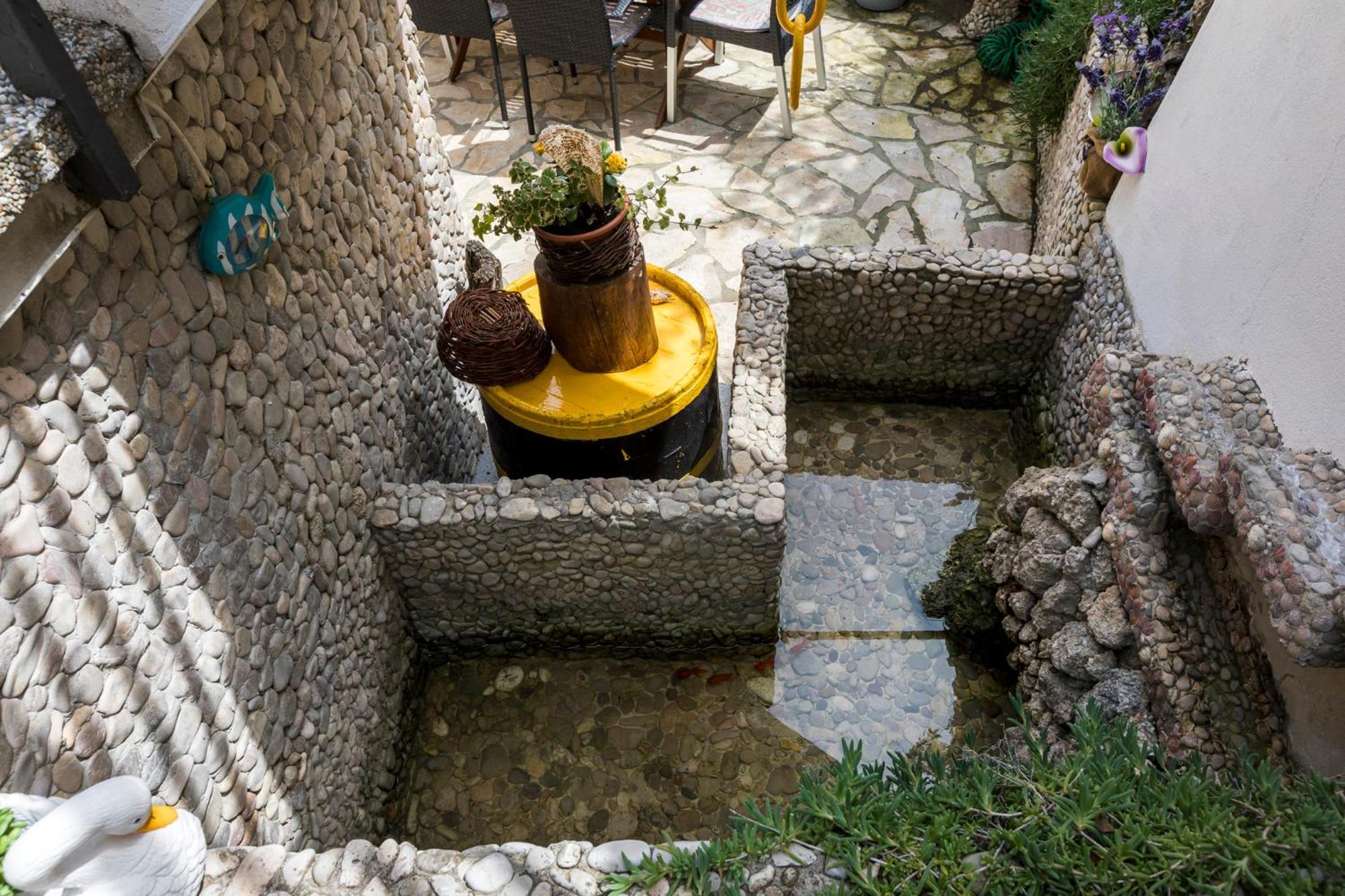 Apartmani I Soba Roberto I Mirjana 발룬 외부 사진